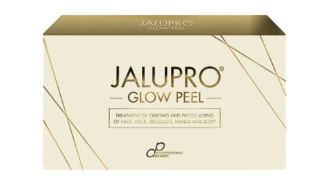 グロウピールで角質を整え、ツヤを引き出す